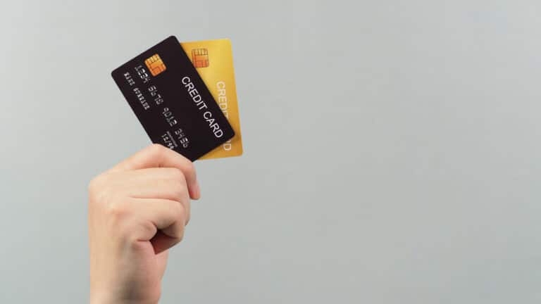 trouver une carte a débit différé