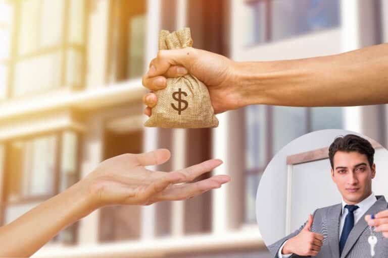 Un homme optant pour le prêt-relais immobilier
