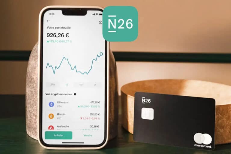 application de banque mobile et une carte bancaire, liées à une institution financière spécifique
