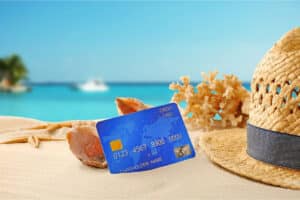 Avantages et inconvénients des cartes de crédit prépayées pour les voyages