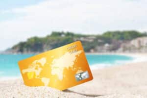 Voici comment éviter les frais bancaires lors de vos vacances à l'étranger !