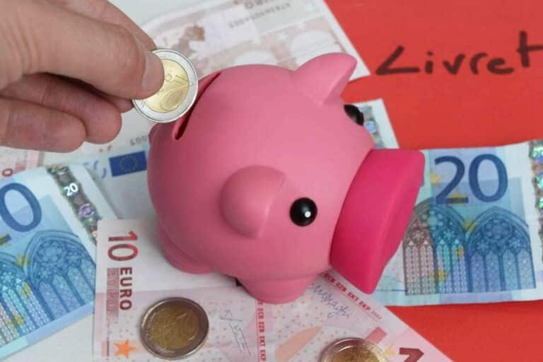 Pourquoi les taux des livrets d'épargne des grandes banques sont si bas