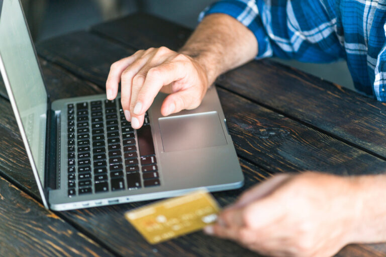 Ouvrir un compte bancaire en ligne